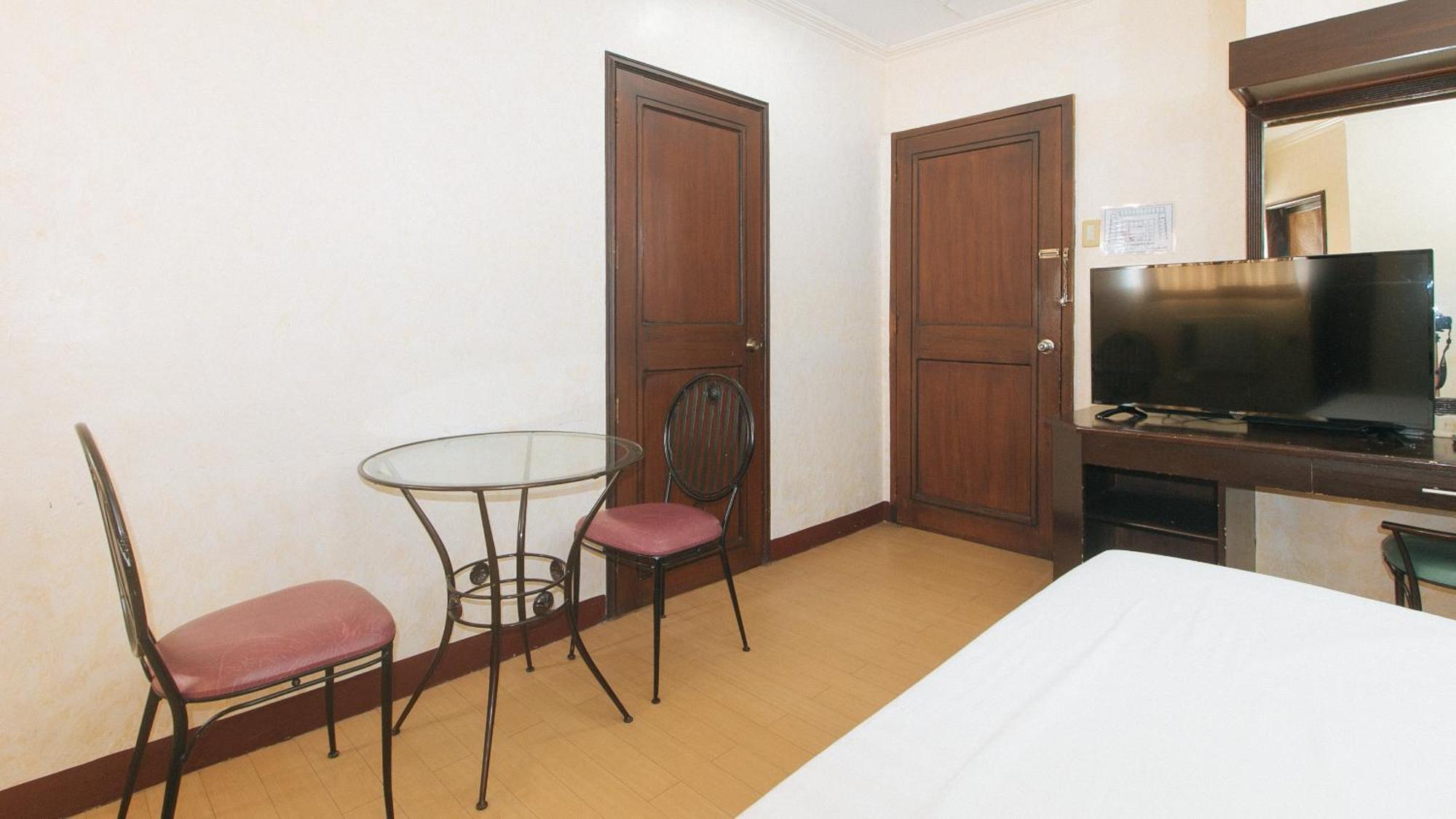 Bliss Hotel Dau Mabalacat Bagian luar foto
